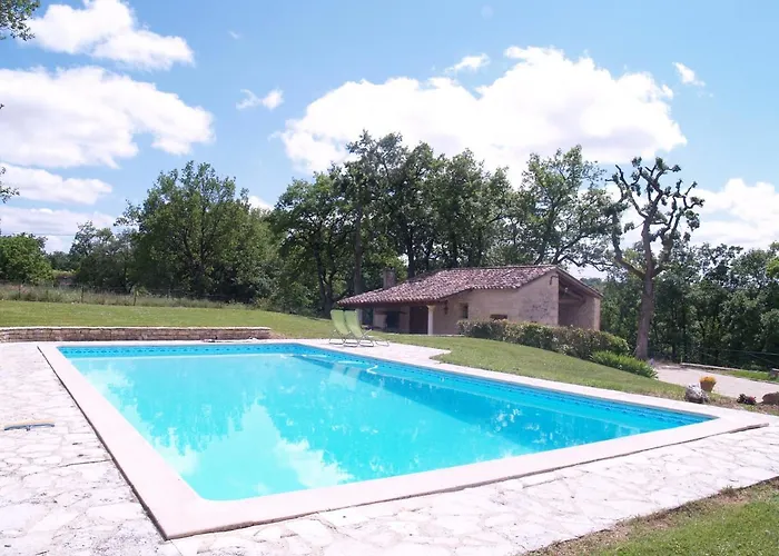 A Labourdette Couette-café 3*