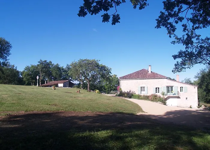 A Labourdette Couette-café