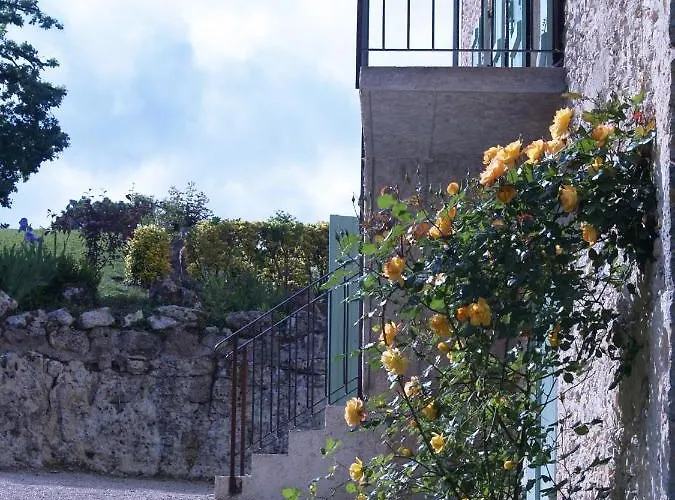 A Labourdette Couette-café